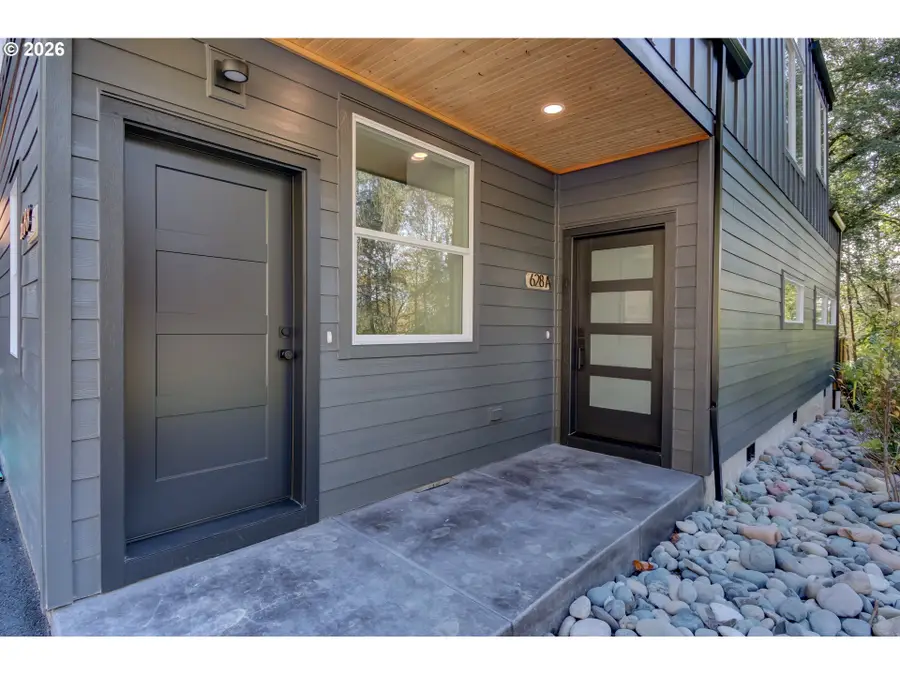 628 NW 11th Ave, Camas, WA 98607 - #3