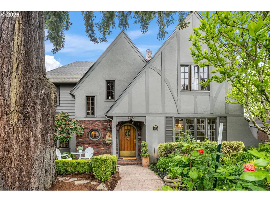 2260 NE 32nd Ave, Portland, OR 97212 - #2