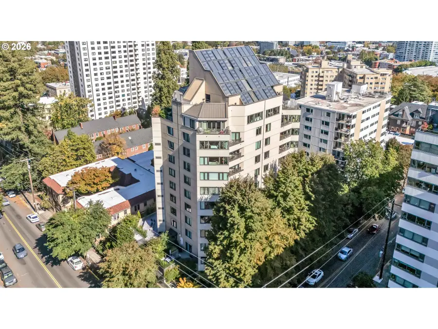 2245 SW Park Pl #6D, Portland, OR 97205 - #2