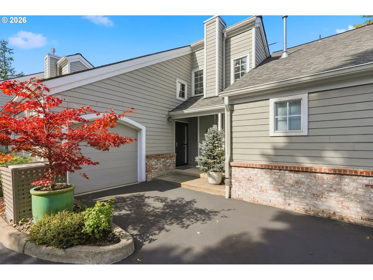 13217 SW Summerwood Dr, Portland, OR 97223 - #1