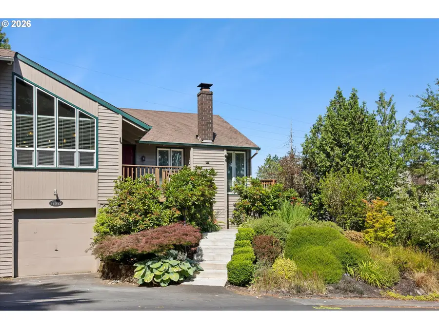 6165 SW Heights Ln, Beaverton, OR 97007 - #2