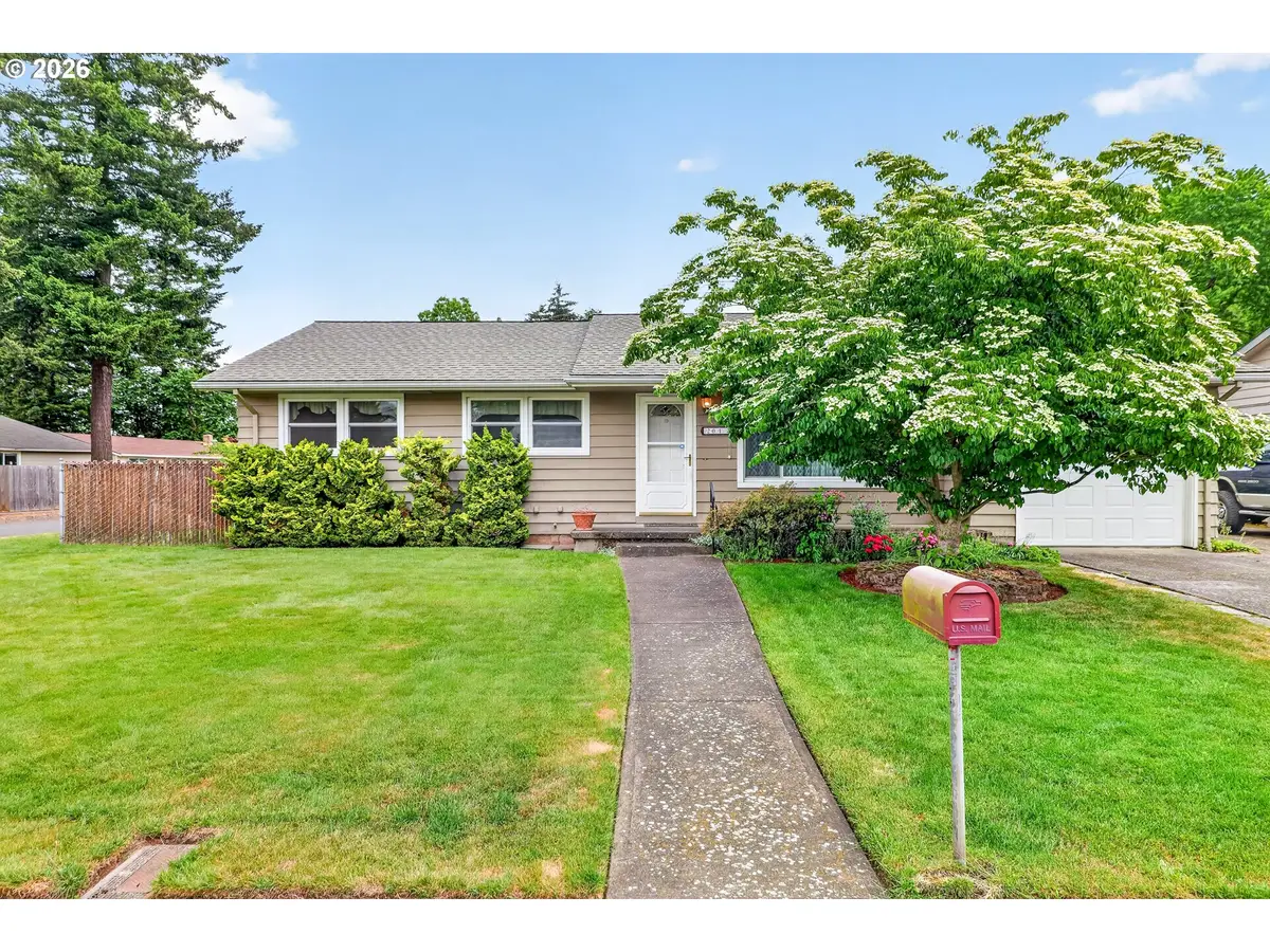 2012 SE 185th Ave, Gresham, OR 97035 - #1