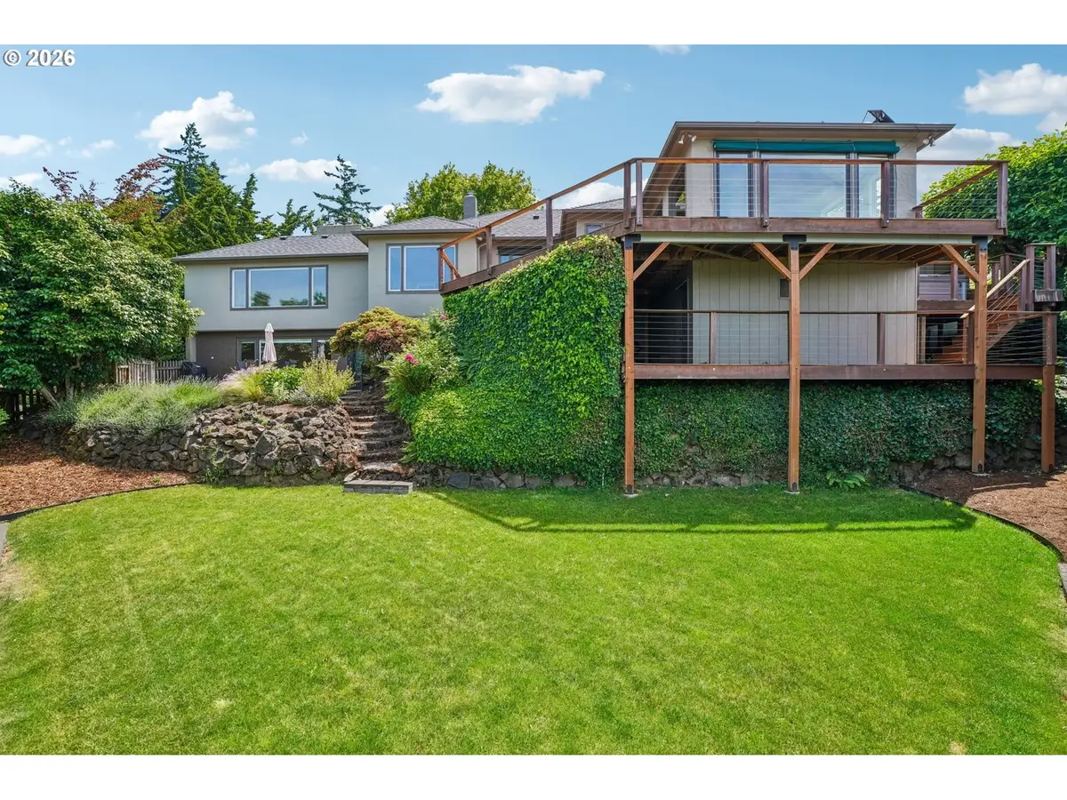 411 SE 65th Ave, Portland, OR 97215 - #1