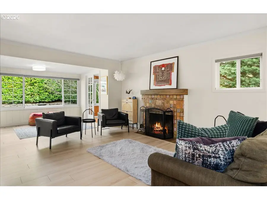 6610 SW Canyon Ln, Portland, OR 97225 - #3