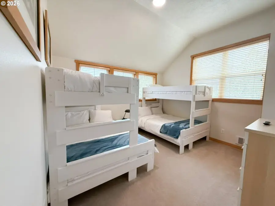 5670 Barefoot Ln, Pacific City, OR 97135 - #2