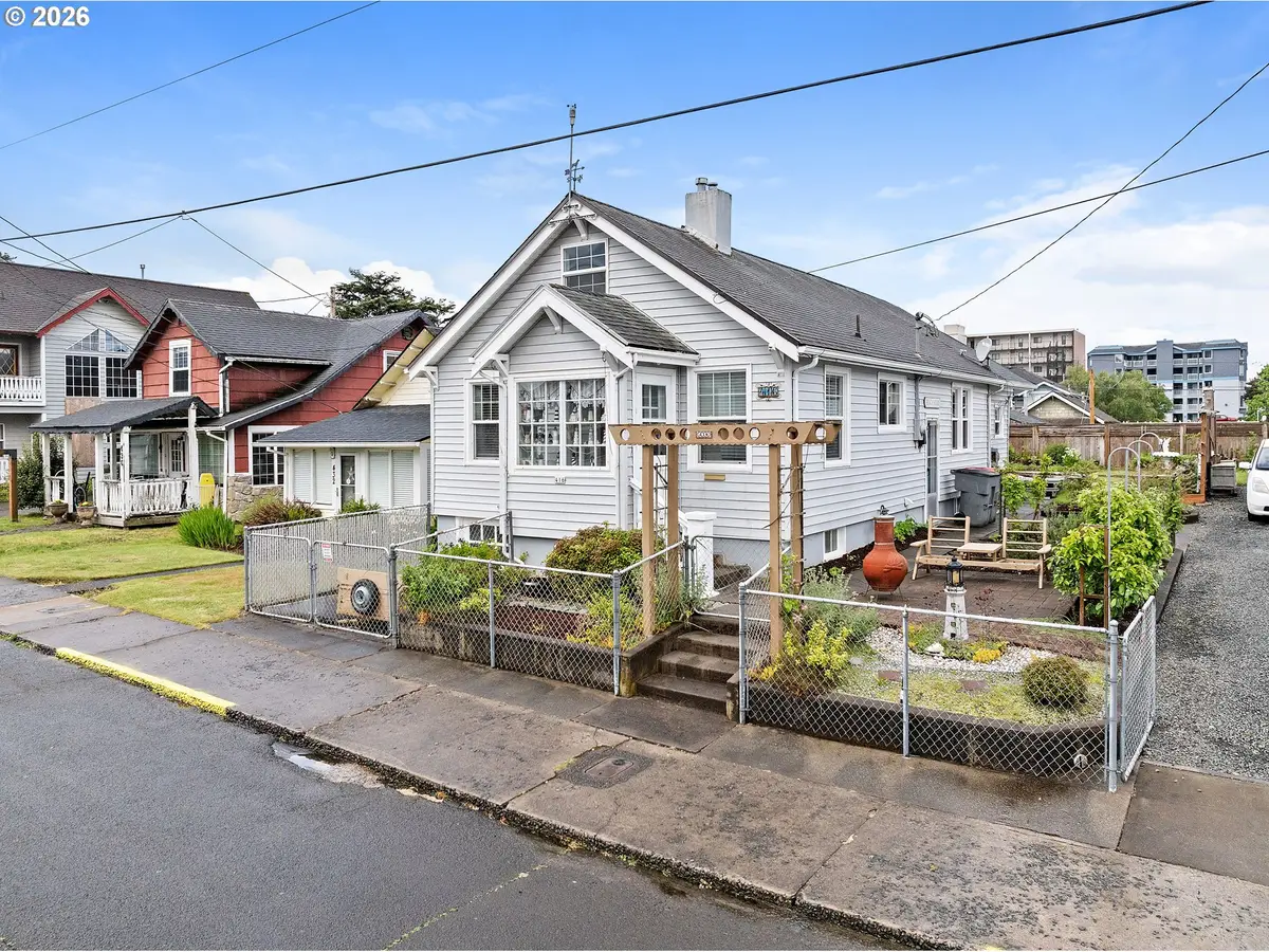 416 S Downing St, Seaside, OR 97138 - #1