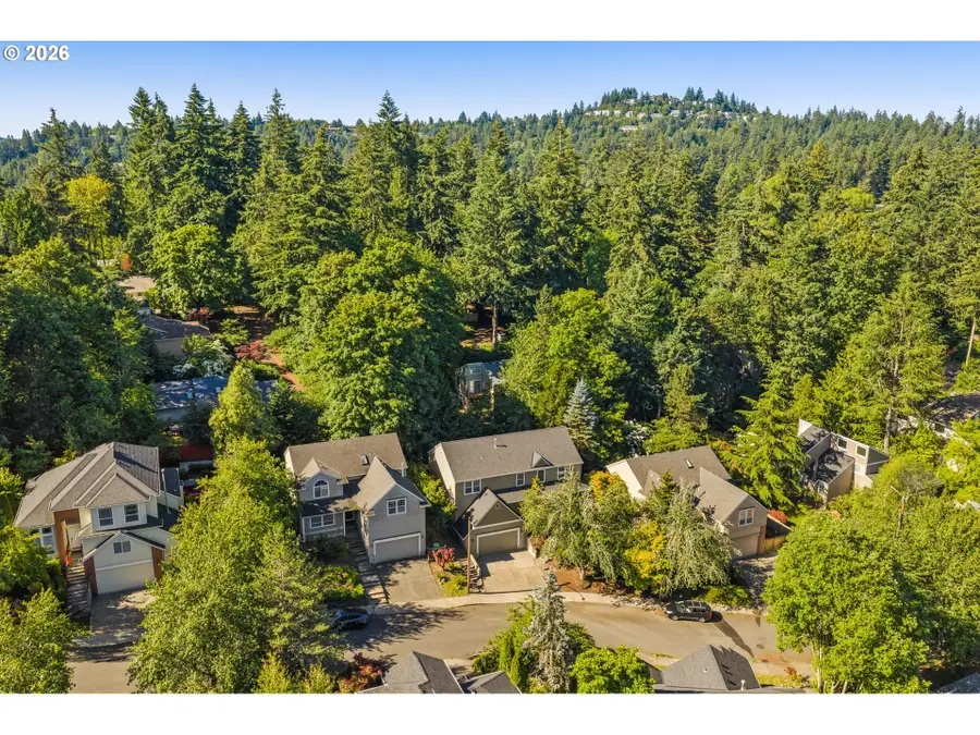 3208 SW Luradel St, Portland, OR 97219 - #3