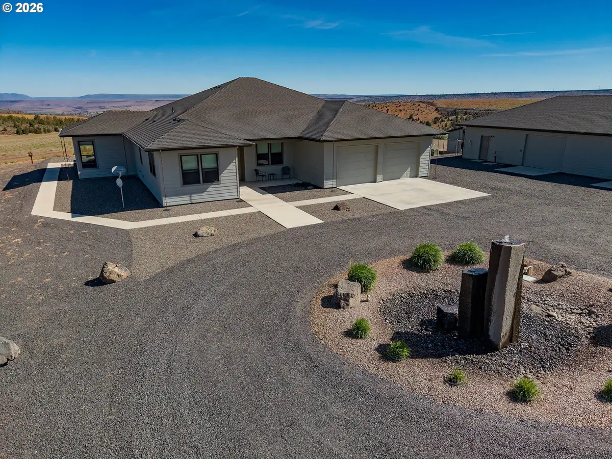 3854 NE Fern Ln, Madras, OR 97741 - #1