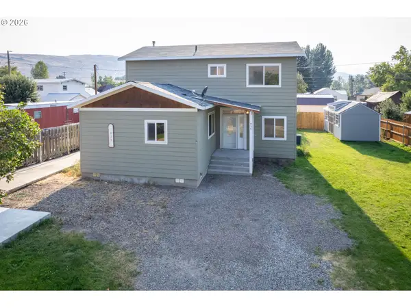 935 Walnut St, BakerCity, OR 97814