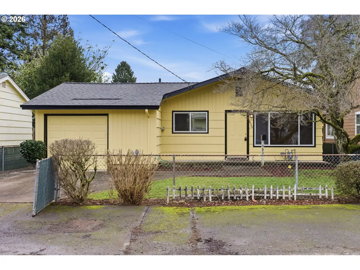1630 SE 88th Ave, Portland, OR 97216 - #1