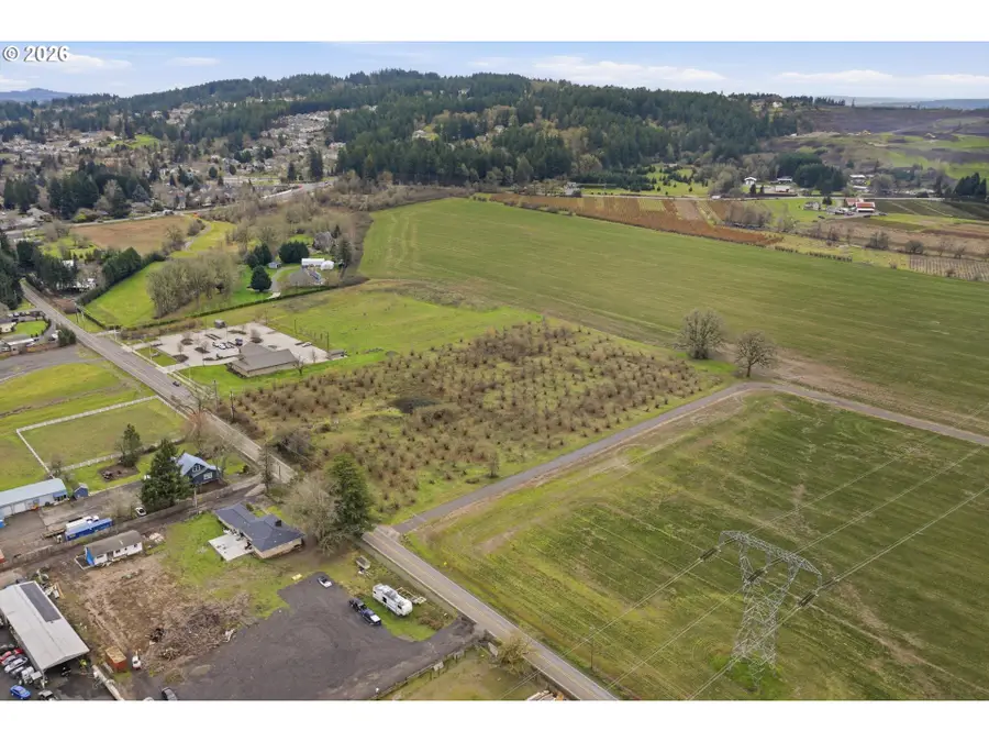 21750 SW Rosedale Rd, Beaverton, OR 97078 - #2