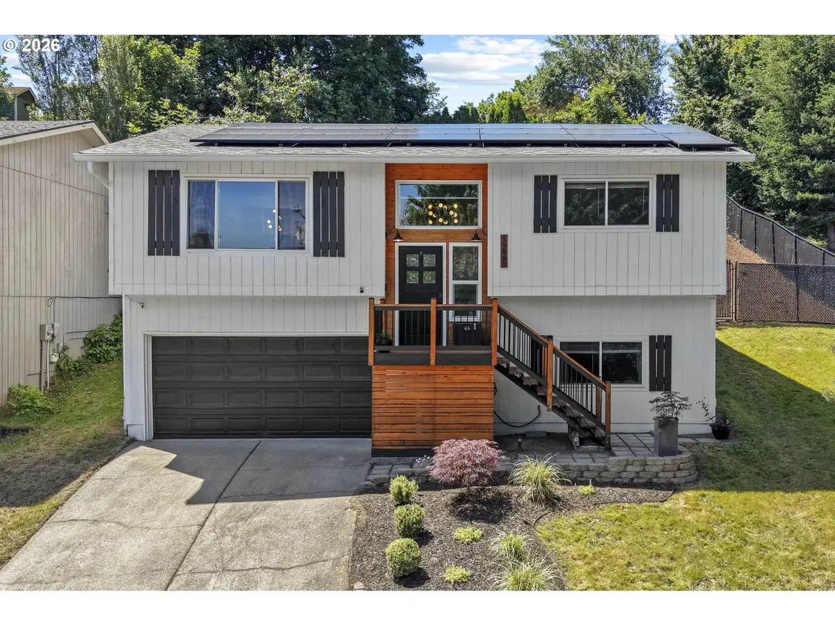 1225 SE Chapman Ave, Troutdale, OR 97060 - #1