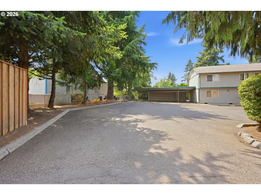 529 S Maple St, Canby, OR 97013 - #2