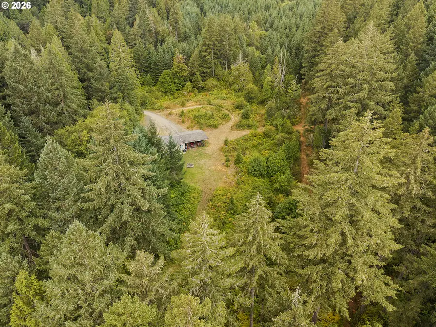 17411 NW Panther Creek Rd, Carlton, OR 97111 - #3