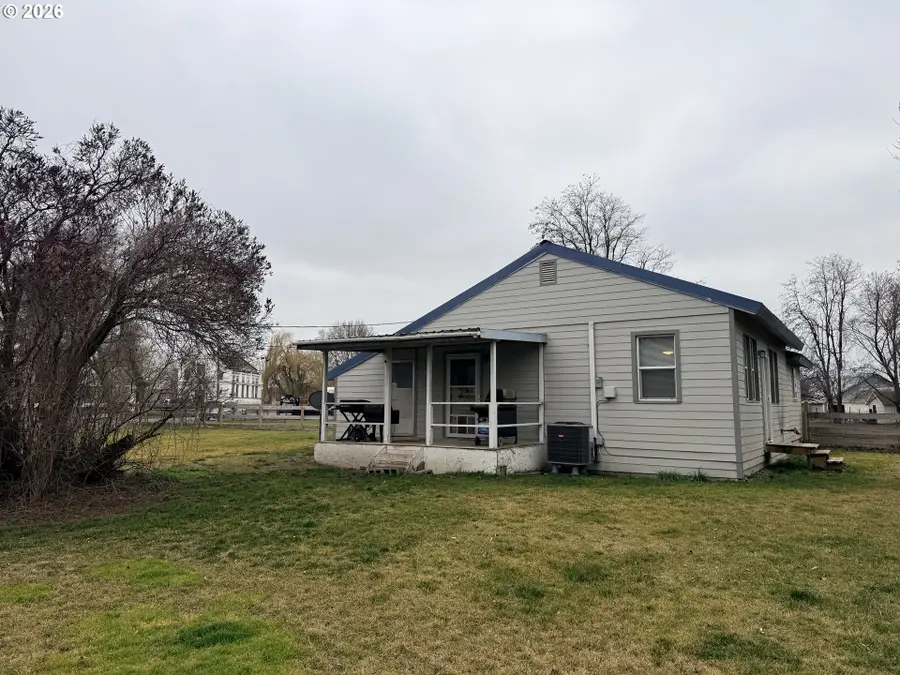 75840 Leezer Ave, Echo, OR 97826 - #2