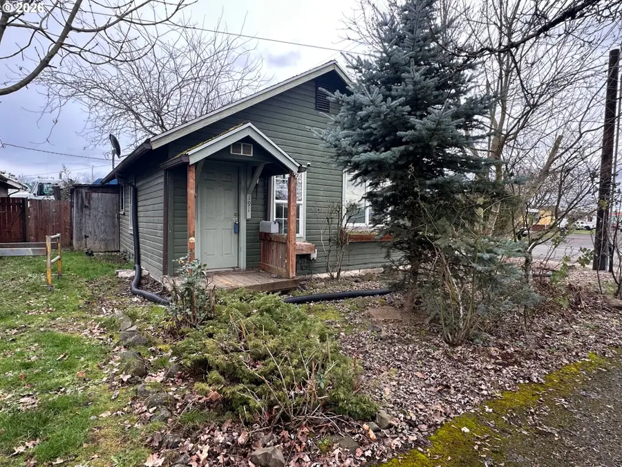 191 Catron St, Monmouth, OR 97361 - #3