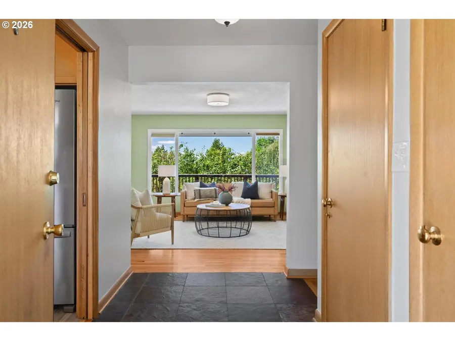 6135 SW 41st Ave, Portland, OR 97221 - #3