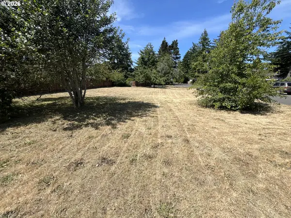 10 Tamarack, Florence, OR 97439