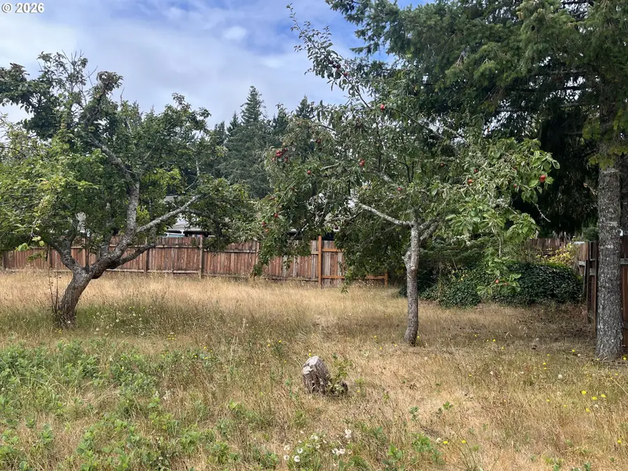 10 Tamarack, Florence, OR 97439 - #2