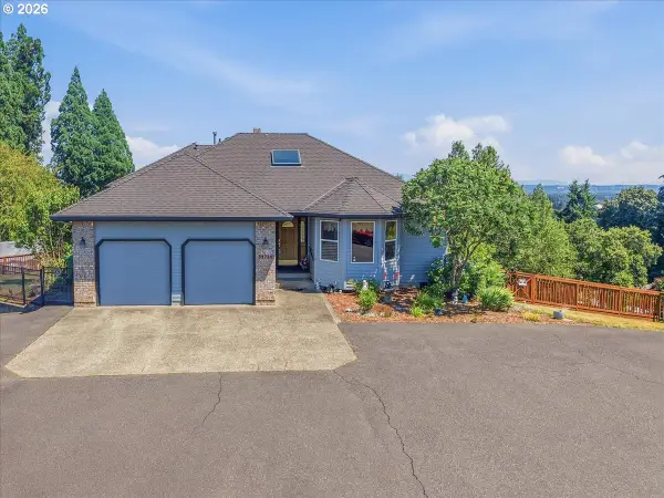 59720 Oliver Heights Ln, StHelens, OR 97051