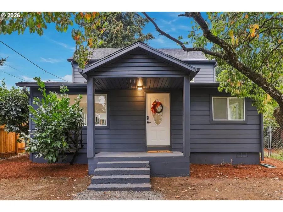 5390 NE Skidmore St, Portland, OR 97218 - #2