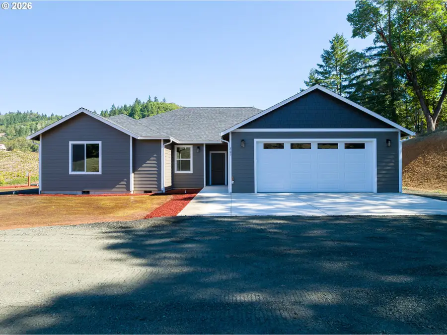 367 Karenza Ln, Roseburg, OR 97471 - #3