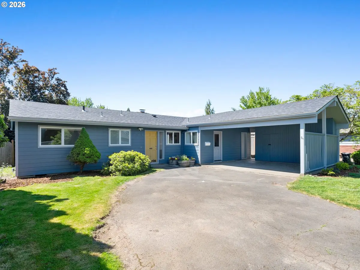 6919 SW 10th Ave, Portland, OR 97219 - #1