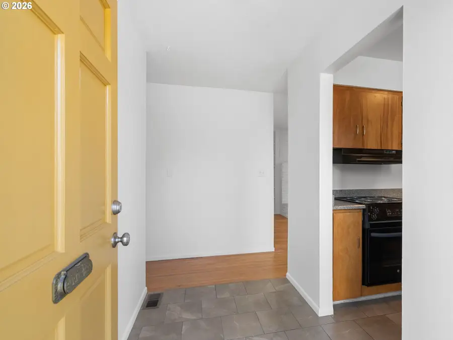 6919 SW 10th Ave, Portland, OR 97219 - #3