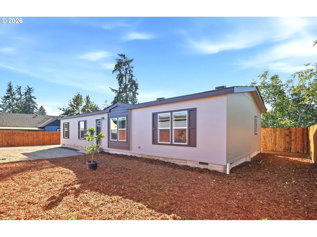 4920 E St, Springfield, OR 97478 - #1