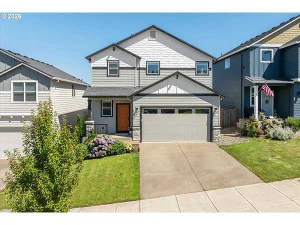 971 NE Wildwood Dr, Estacada, OR 97023