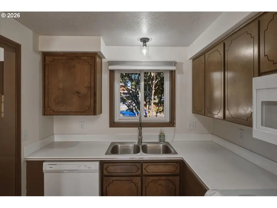 3146 SE Hathaway Dr, Corvallis, OR 97333 - #2