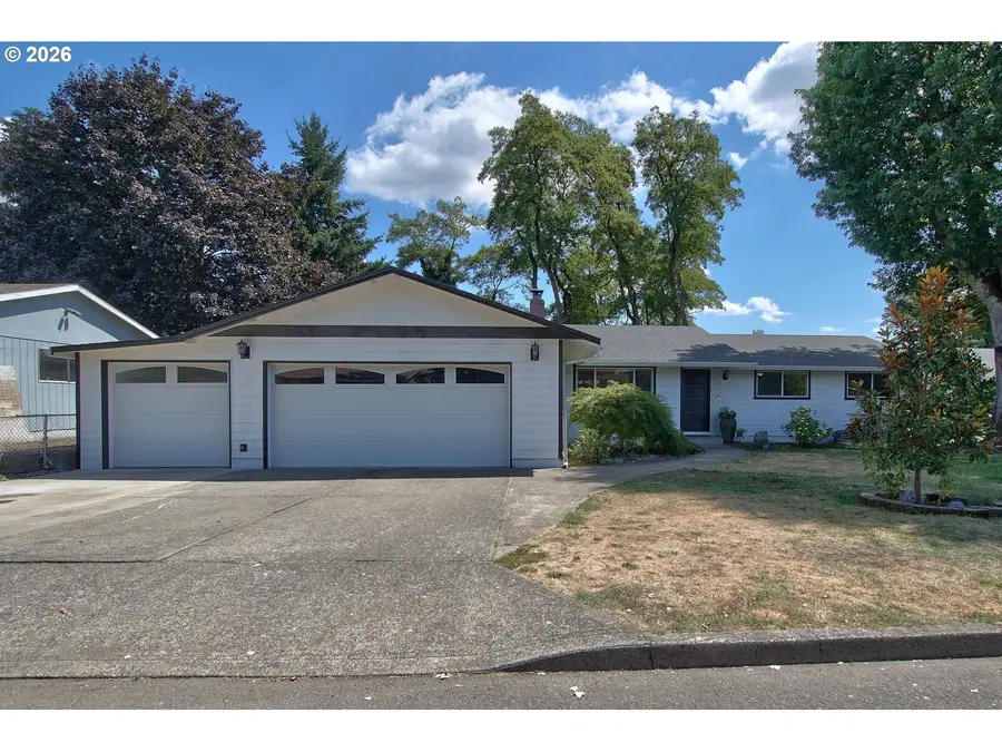 1005 NW 6th Ave, Canby, OR 97013 - #2