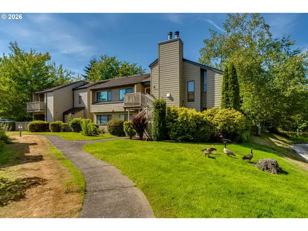 2185 Lake Isle Ct, Eugene, OR 97401