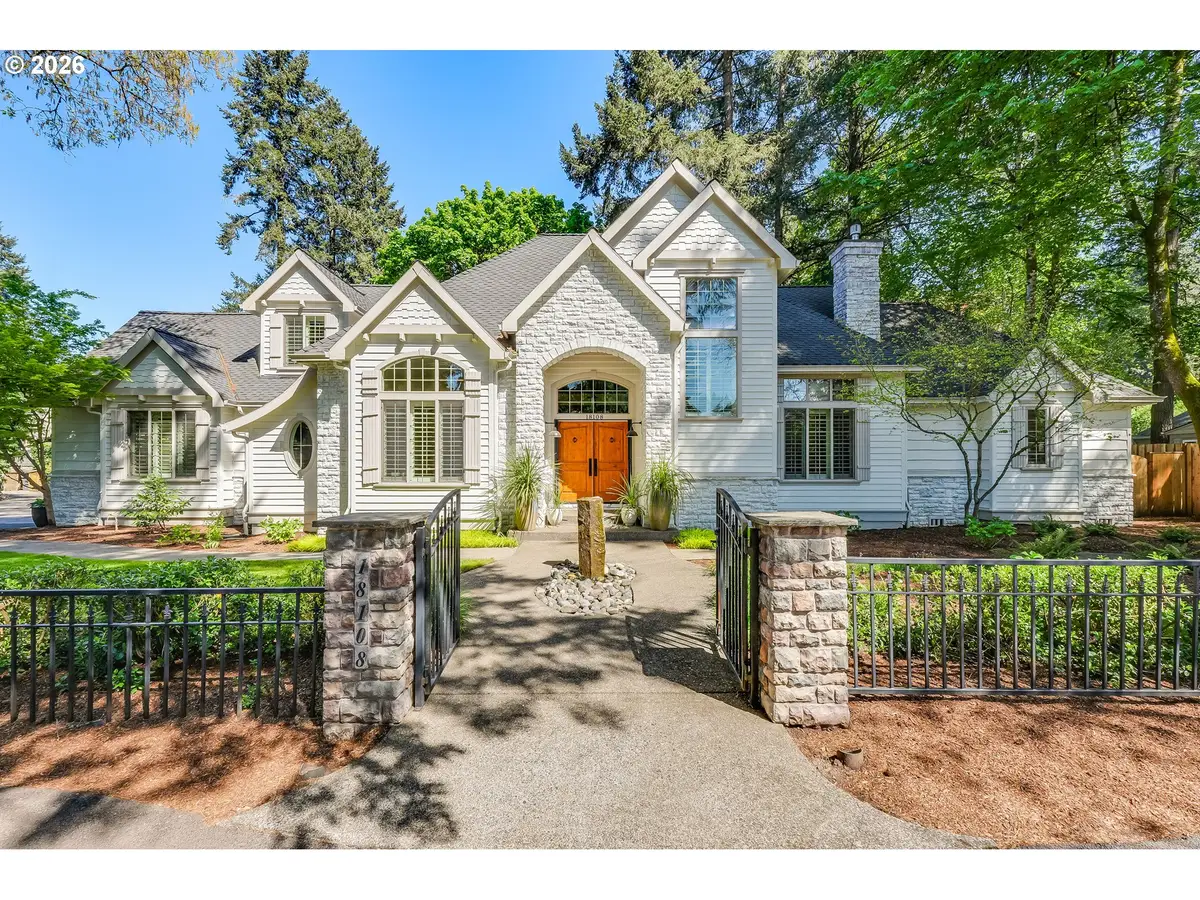 18108 Pilkington Rd, Lake Oswego, OR 97035 - #1
