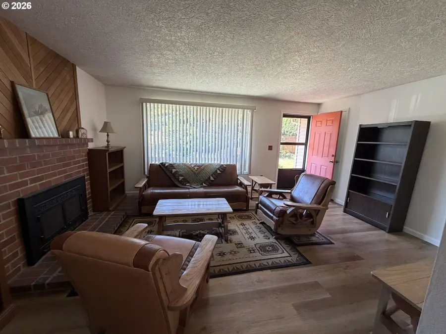 20143 NE San Rafael St, Fairview, OR 97024 - #2