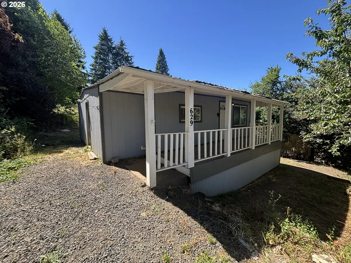 629 Charles St, Yoncalla, OR 97499 - #1
