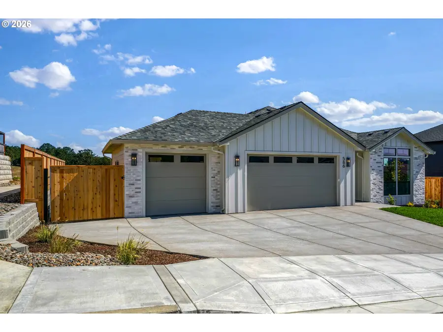 586 NW Cascade Mountain Dr, Dallas, OR 97338 - #3