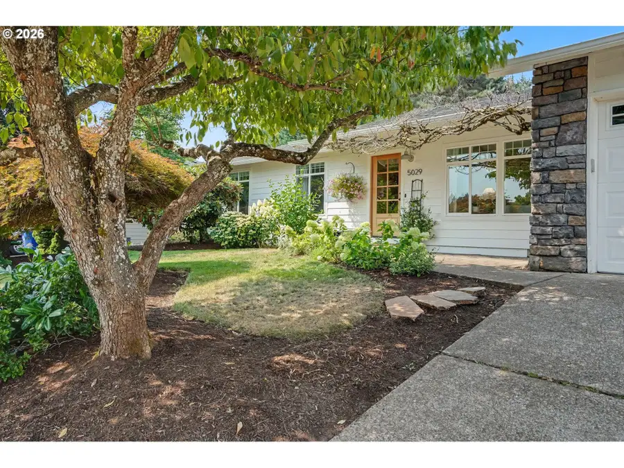 5029 Geoff St S, Salem, OR 97306 - #3