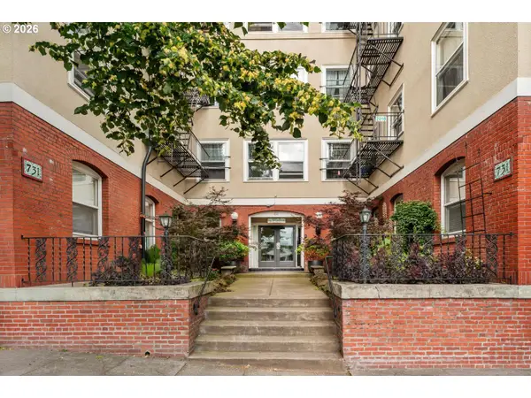 731 SW King Ave #10, Portland, OR 97035