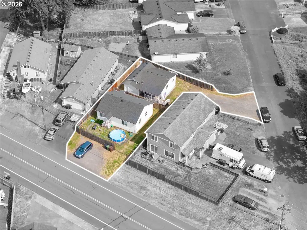 1070 Deer Island Rd, Saint Helens, OR 97051 - #1