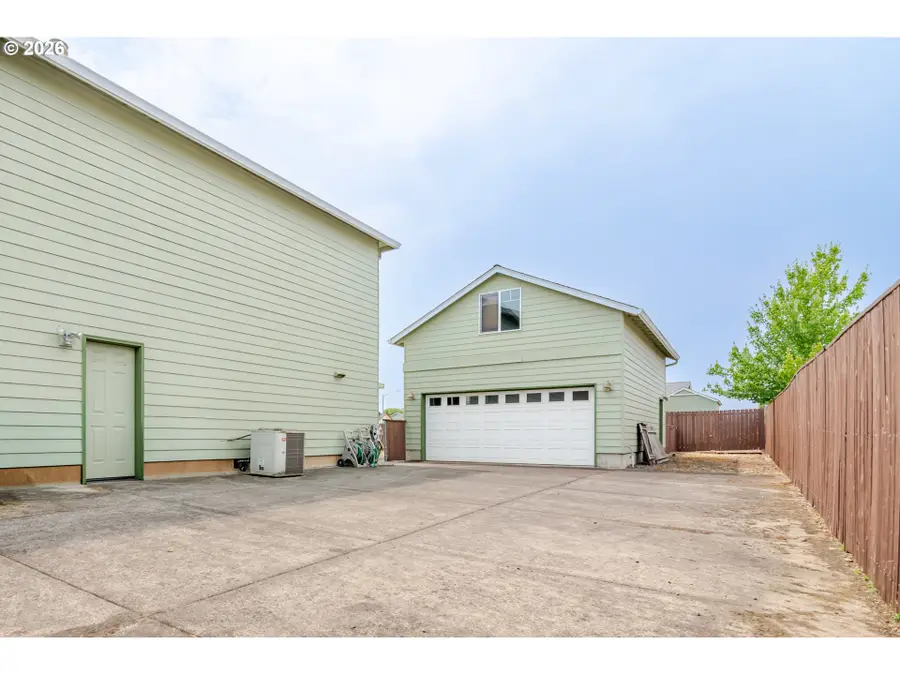6194 Rosemarie St, Albany, OR 97321 - #2