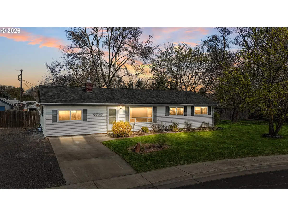 4203 SW Sheridan Ave, Pendleton, OR 97801 - #1