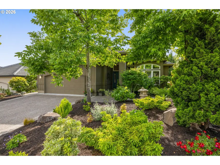 3853 NW Vardon Pl, Portland, OR 97229 - #2