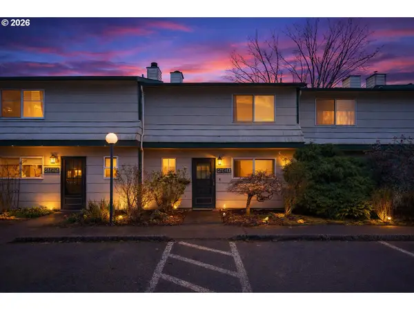 421 NE 105th St, Vancouver, WA 98685