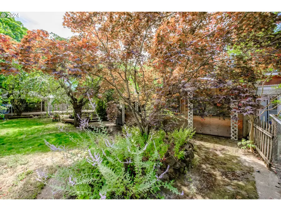 6025 SE 124th Ave, Portland, OR 97236 - #3