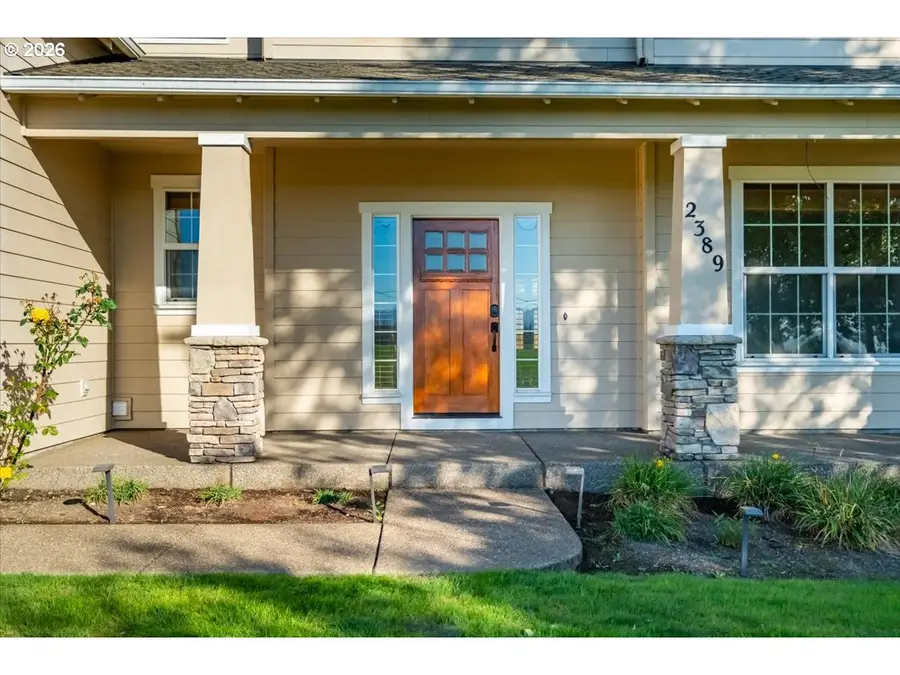 2389 NW Scenic Dr, Albany, OR 97321 - #2