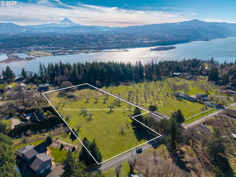 SW Cherry Blossom Ln, White Salmon, WA 98672 - #2