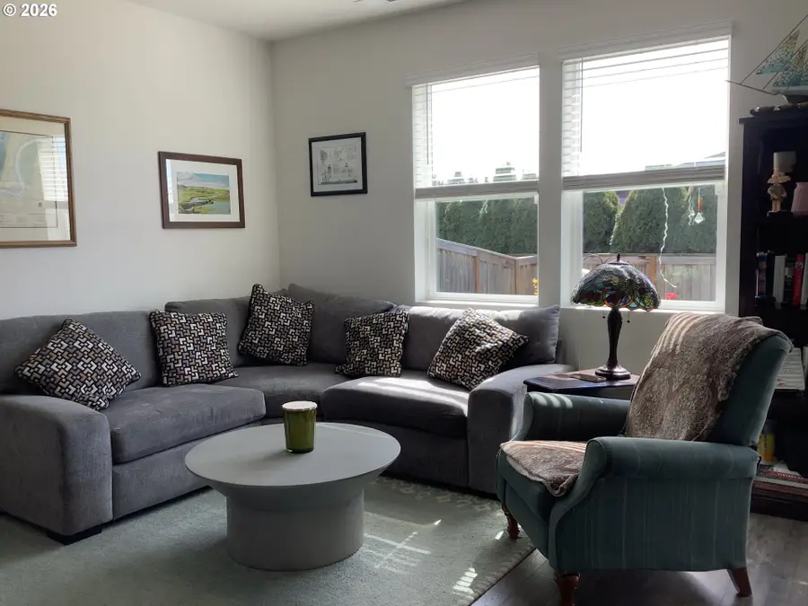 888 Ben Brown Ln, Woodburn, OR 97071 - #2