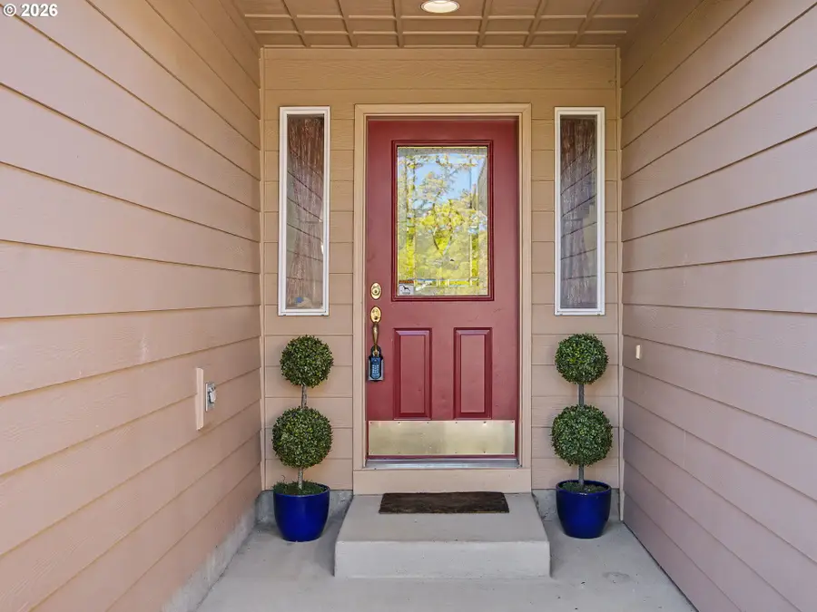 13623 Barclay Hills Dr, Oregon City, OR 97045 - #2