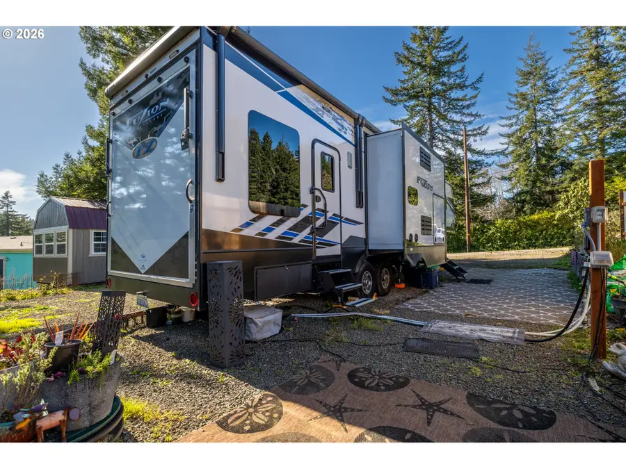 469 N Fawn Dr, Otis, OR 97368 - #3